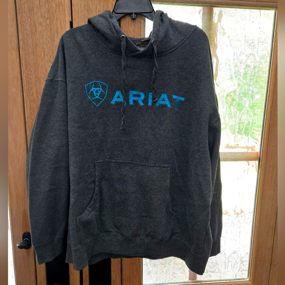 Ariat hoodie